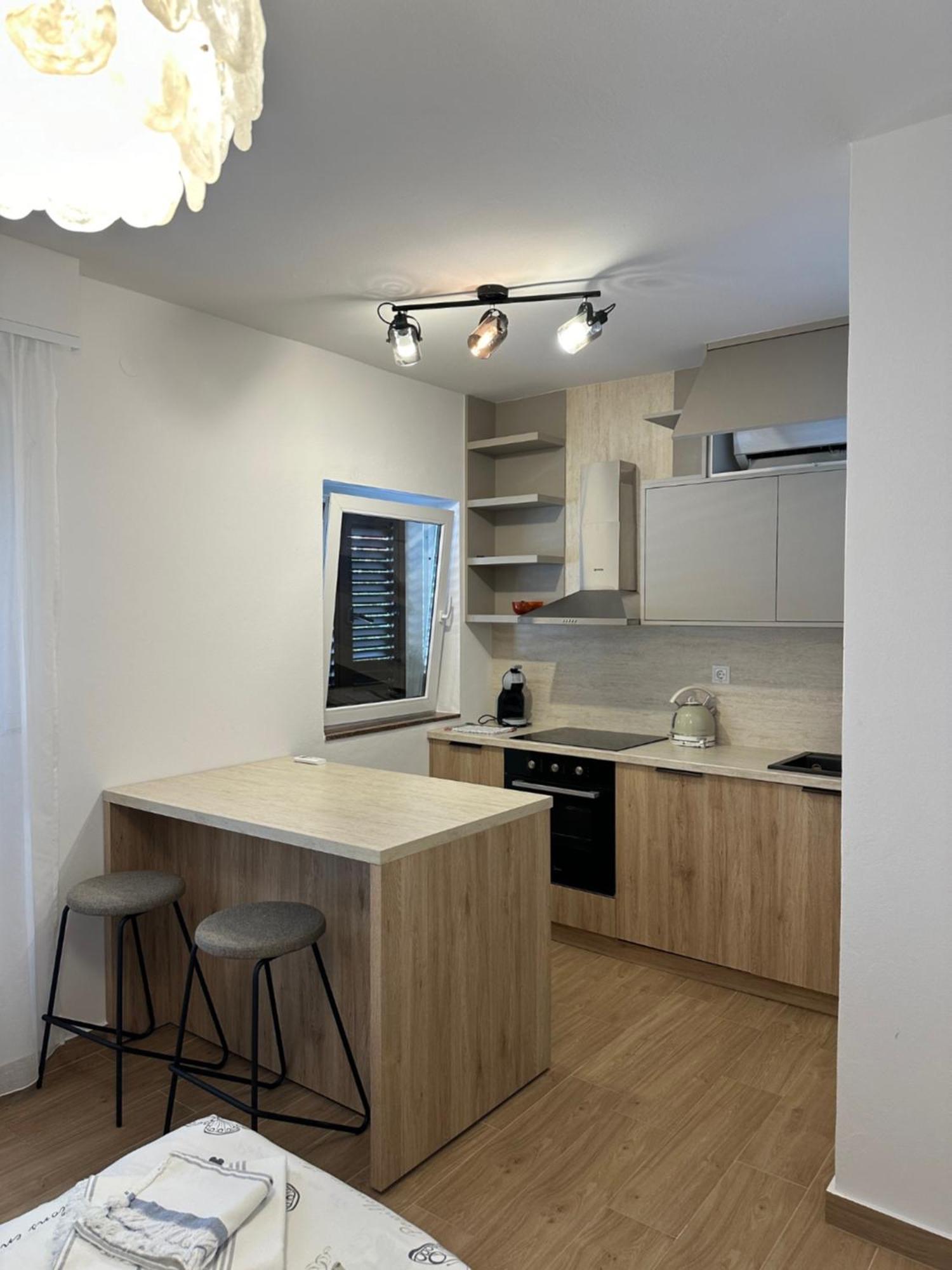 Apartmani Svemir Drage Eksteriør bilde