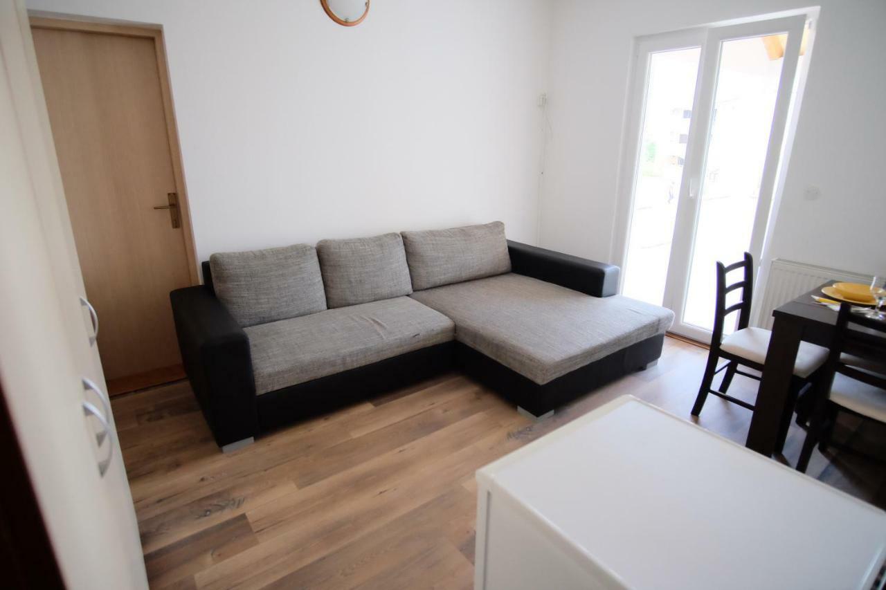 Apartmani Svemir Drage Eksteriør bilde